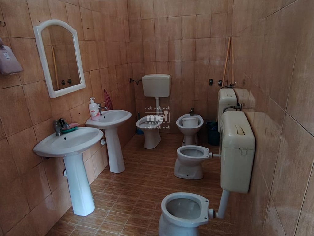 SHITET GODINE 2 KATESHE NE ARAPAJ, DURRES!