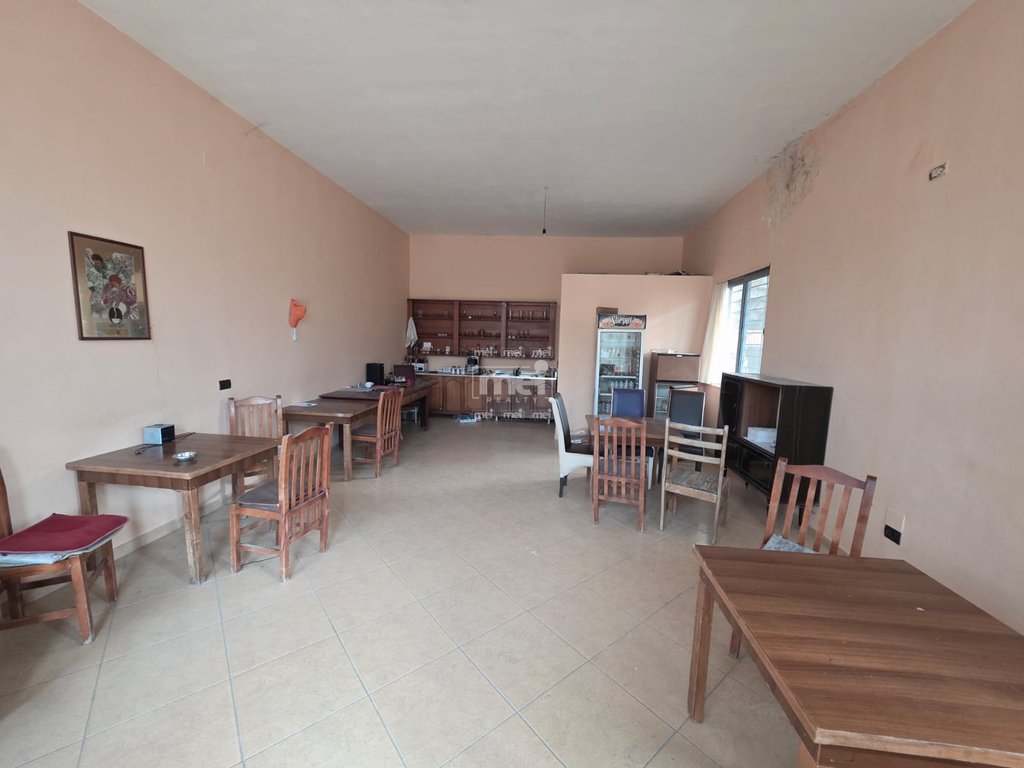 SHITET GODINE 2 KATESHE NE ARAPAJ, DURRES!