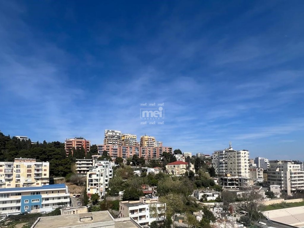 SHITET APARTAMENT  2+1+2 NE VOLLGA ME PAMJE DETI!