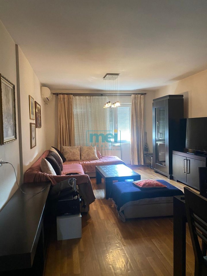 Super Apartment 3+1+2 for Sale in Lapraka!