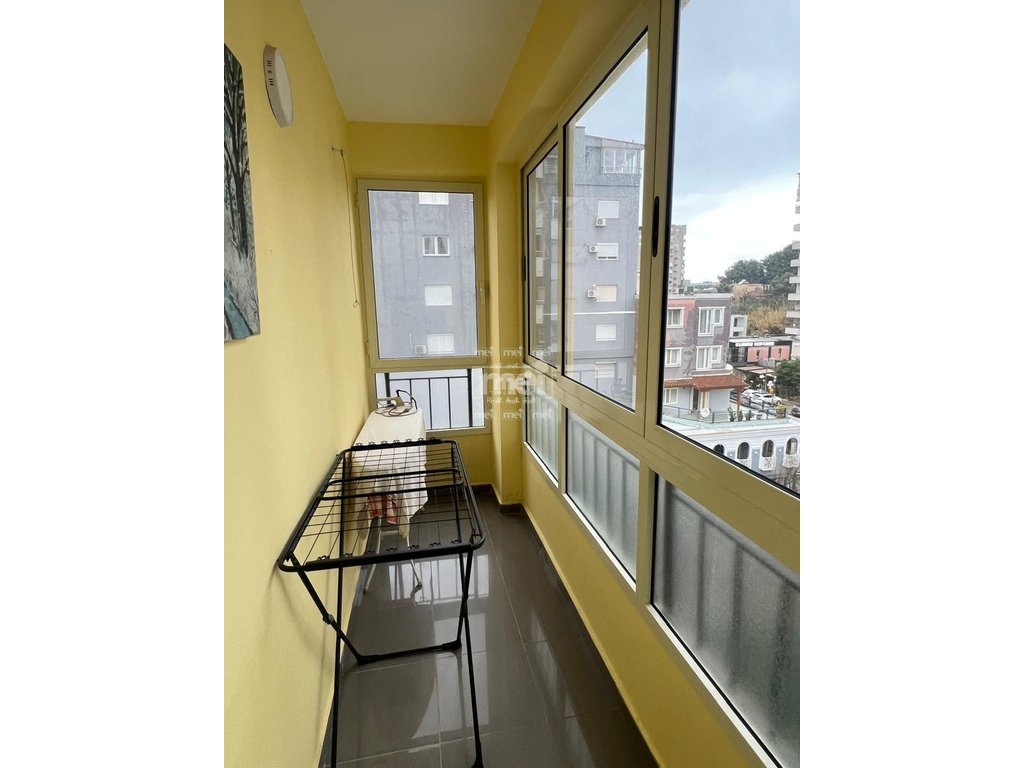 JEPET ME QIRA APARTAMENT  3+1+2 NE VOLLGA!
