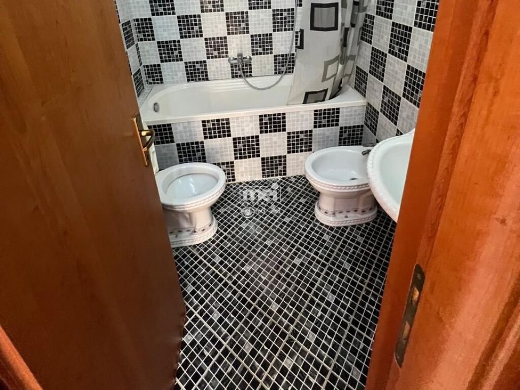 JEPET ME QIRA APARTAMENT 3+1+2 NE VOLLGA ME PAMJE NGA DETI!