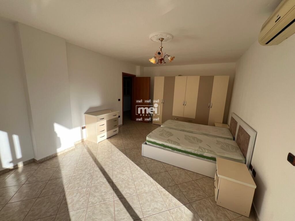 JEPET ME QIRA APARTAMENT 3+1+2 NE VOLLGA ME PAMJE NGA DETI!