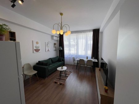 JEPET ME QIRA APARTAMENT 1+1 TEK RROTA KUQE!