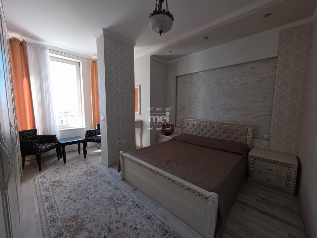 JEPET APARTAMENT ME QIRA 2+1 NE QENDER TE DURRESIT ME PAMJE DETI