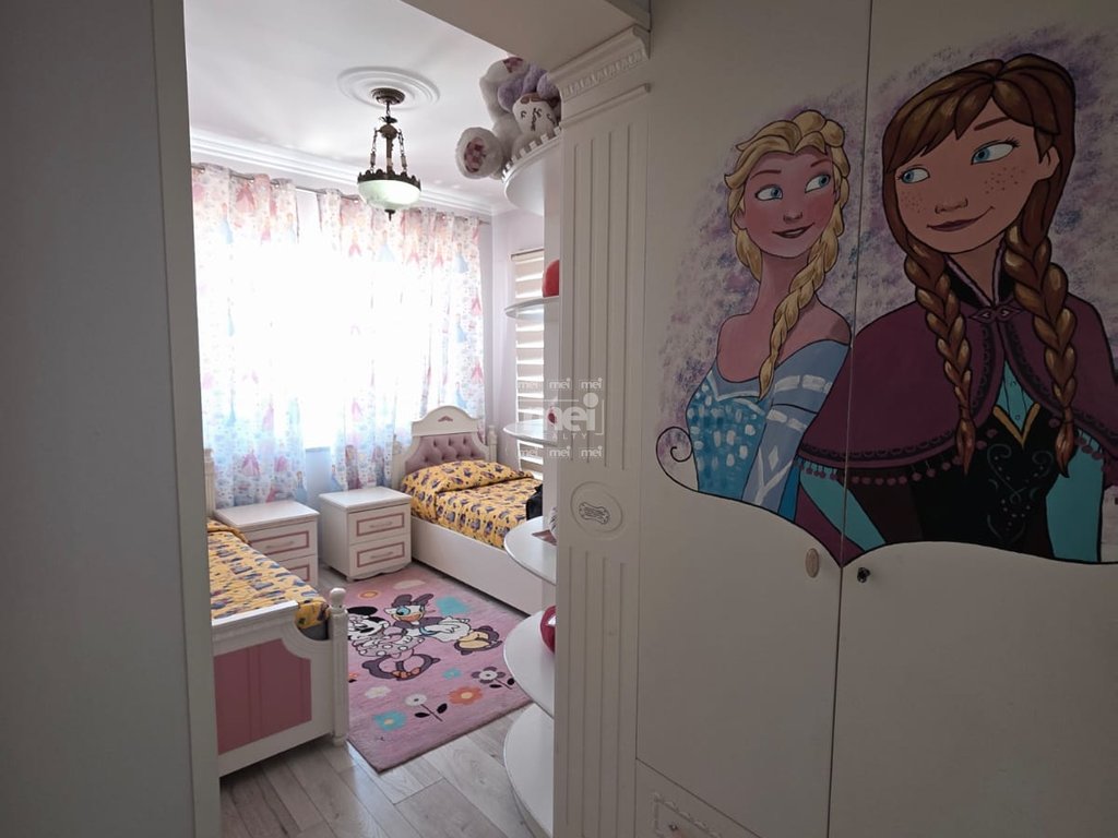 JEPET APARTAMENT ME QIRA 2+1 NE QENDER TE DURRESIT ME PAMJE DETI
