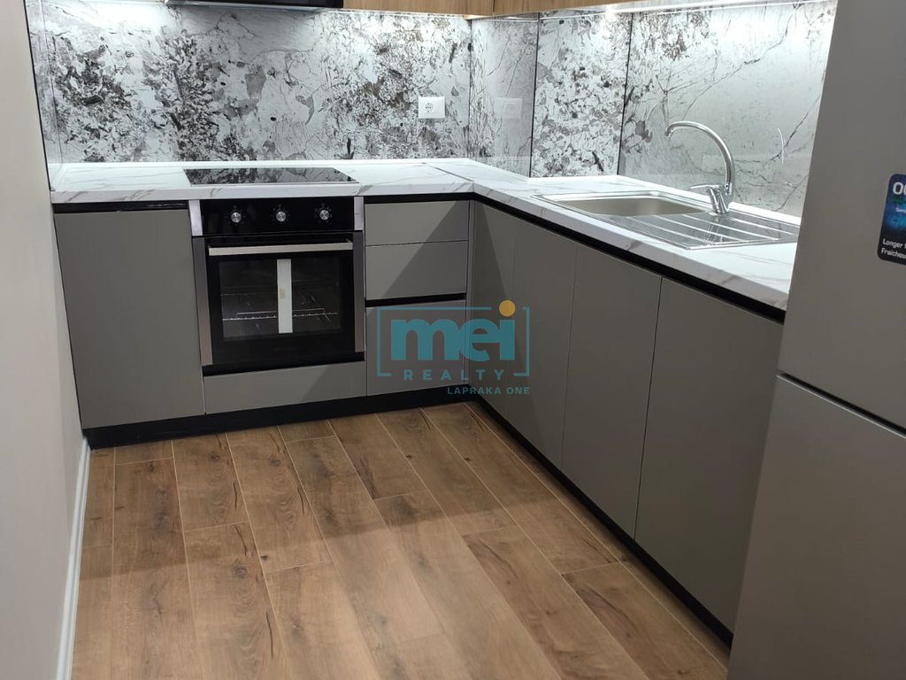 🏙️ JEPET ME QERA | Apartament 1+1 | Laprake, Tiranë