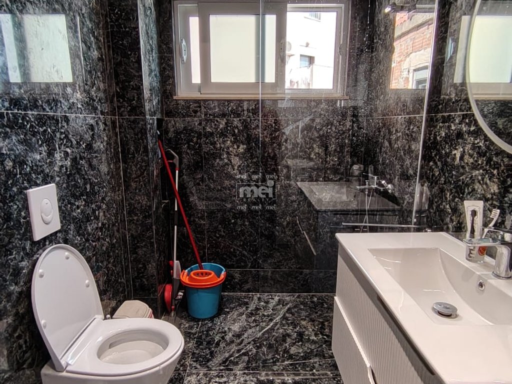 SHITET APARTAMENT 2+1 PRANE UKD!