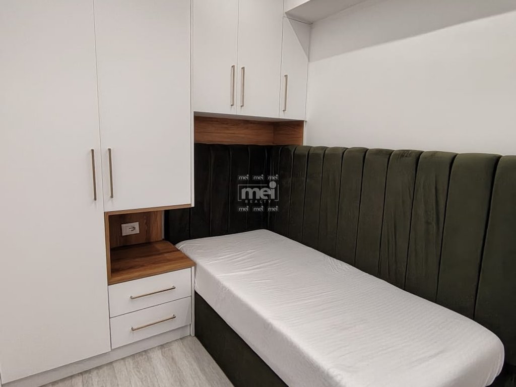 SHITET APARTAMENT 2+1 PRANE UKD!