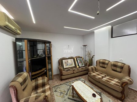 JEPET ME QIRA APARTAMENT 2+1+2 ME PAMJE NGA DETI TEK RRUGA E RE E PORTIT!