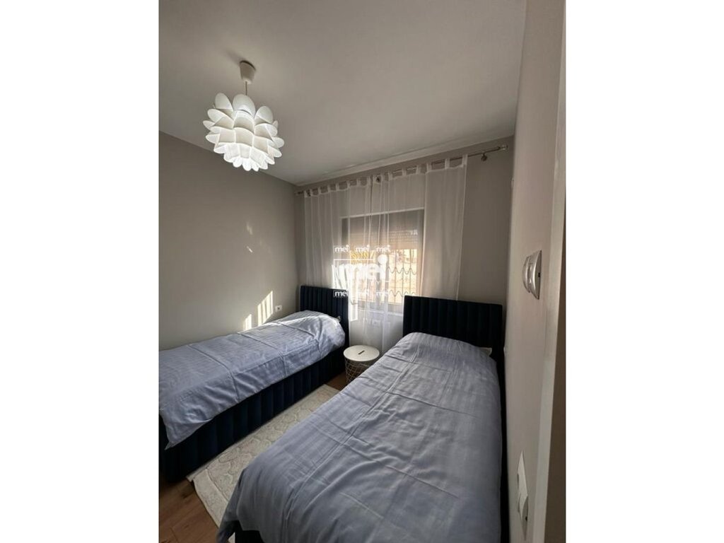 JEPET PER QIRA SHTEPI PRIVATE NE QENDER!