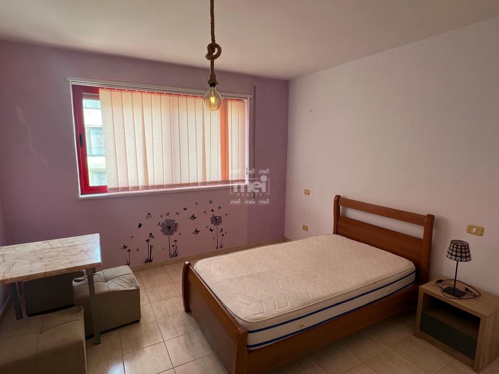 JEPET ME QIRA APARTAMENT  3+1+2 TEK VOLLGA ME PAMJE NGA DETI!