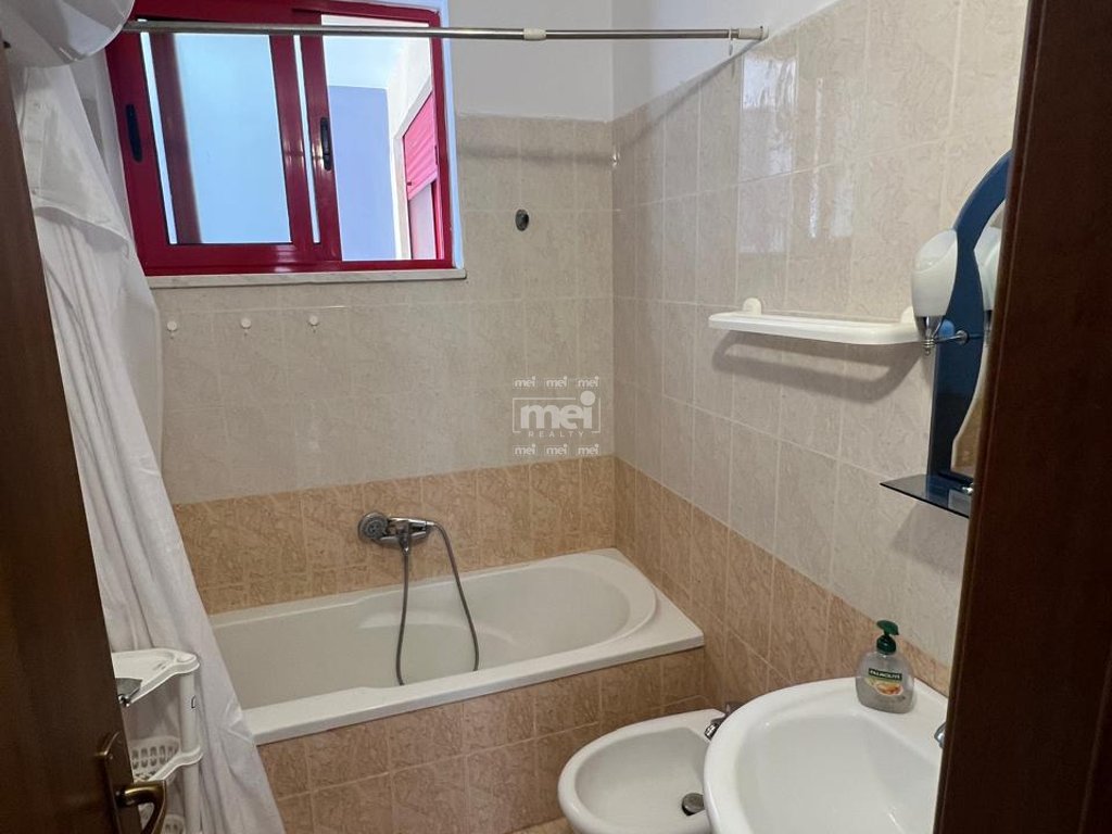 JEPET ME QIRA APARTAMENT  3+1+2 TEK VOLLGA ME PAMJE NGA DETI!
