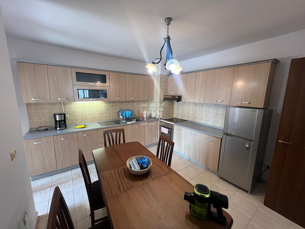 JEPET ME QIRA APARTAMENT  3+1+2 TEK VOLLGA ME PAMJE NGA DETI!
