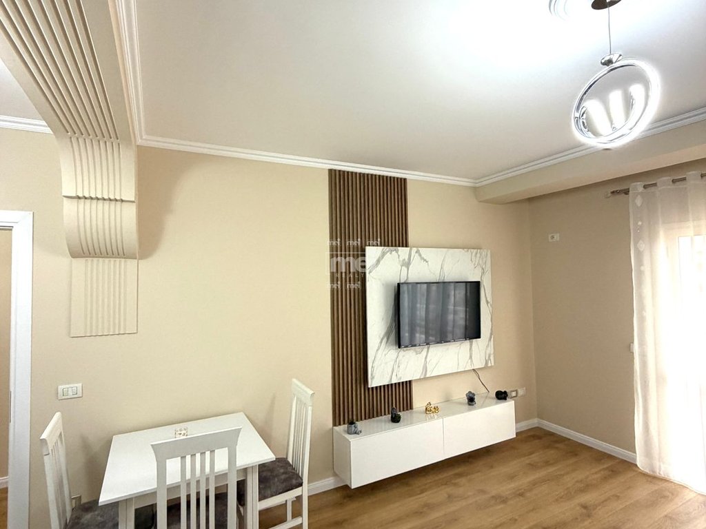 SHITET APARTAMENT 1+1 TE ISH RAJONI!