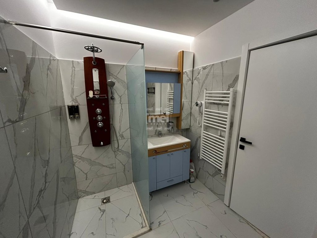 JEPET ME QIRA APARTAMENT 1+1 ,PRANE UKD!