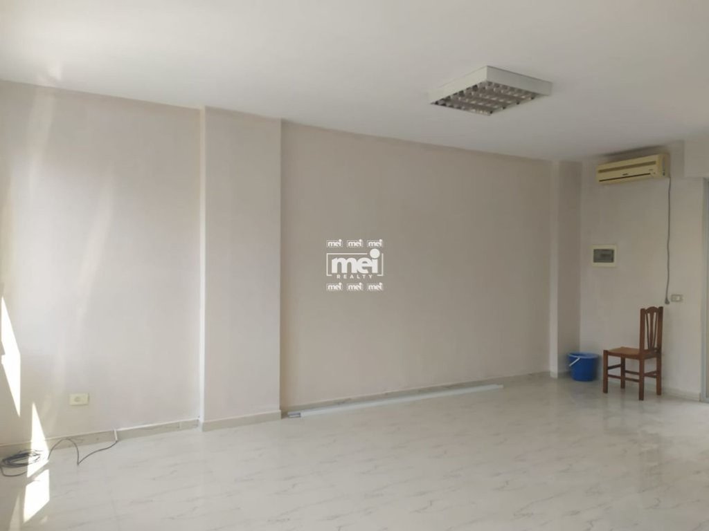 JEPET ME QIRA AMBIENT BIZNESI NE PLAZH!