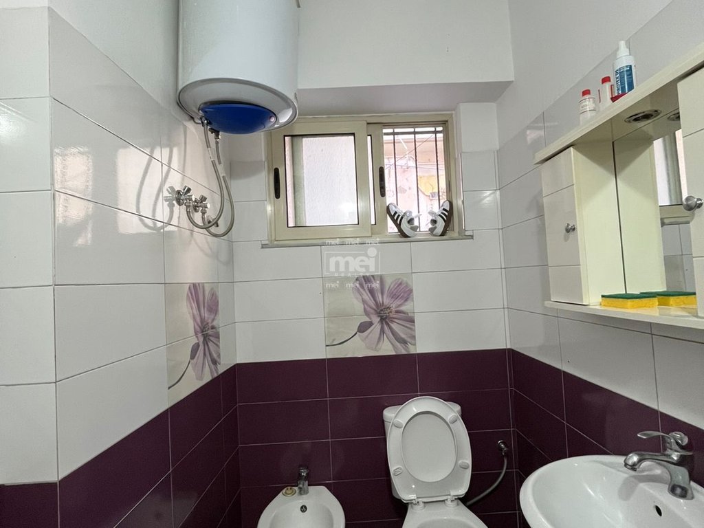 JEPET ME QIRA AMBIENT BIZNESI,TE UKD!