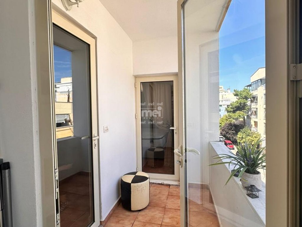 SHITET APARTAMENT 1+1 TE SHKEMBI KAVAJES!