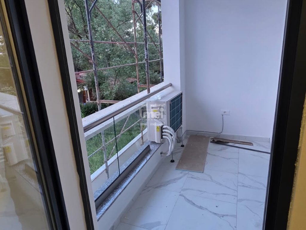 JEPET ME QIRA APARTAMENT 1+1 NE GOLEM!