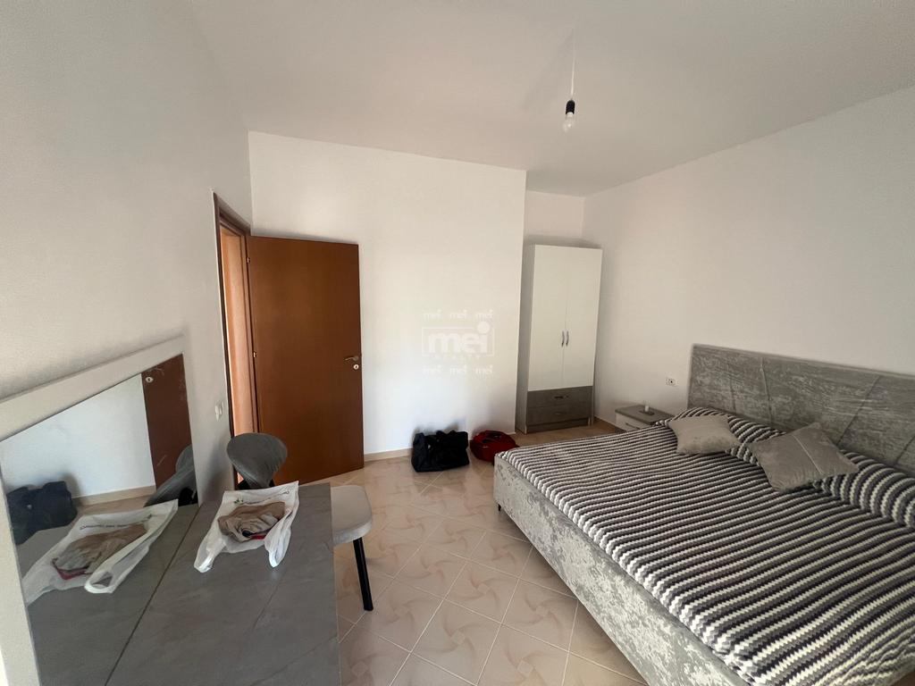 JEPET ME QIRA APARTAMENT 2+1 TEK RROTA KUQE!