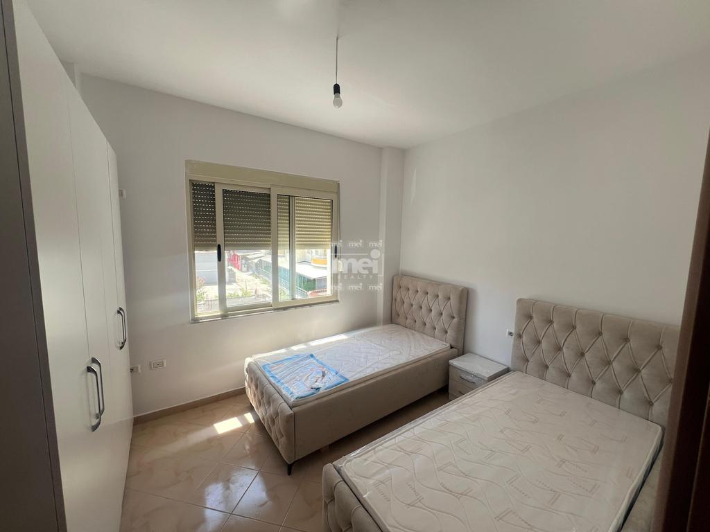 JEPET ME QIRA APARTAMENT 2+1 TEK RROTA KUQE!