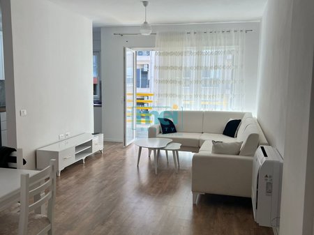🏙️ JEPET ME QERA | Apartament 2+1 | Laprake, Tiranë