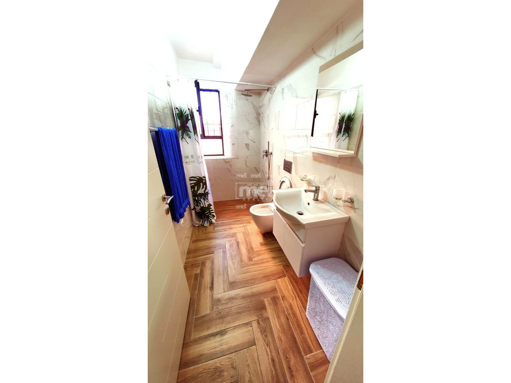 JEPET ME QERA APARTAMENT 2+1 TEK UKD!