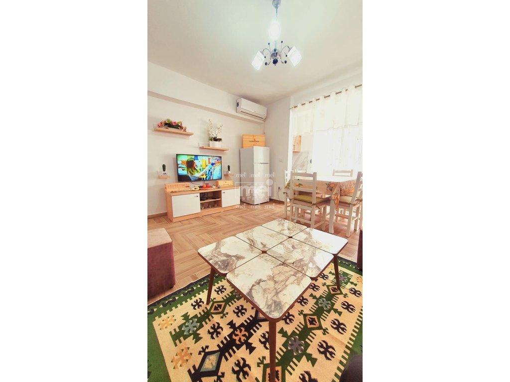 JEPET ME QERA APARTAMENT 2+1 TEK UKD!