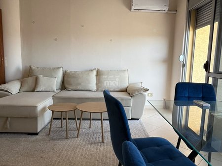 JEPET ME QIRA APARTAMENT 1+1,NE PLAZH!