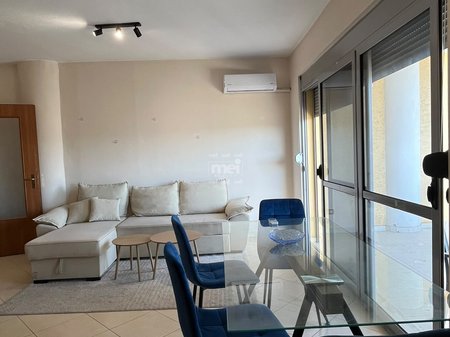 JEPET ME QIRA APARTAMENT 1+1,NE PLAZH!