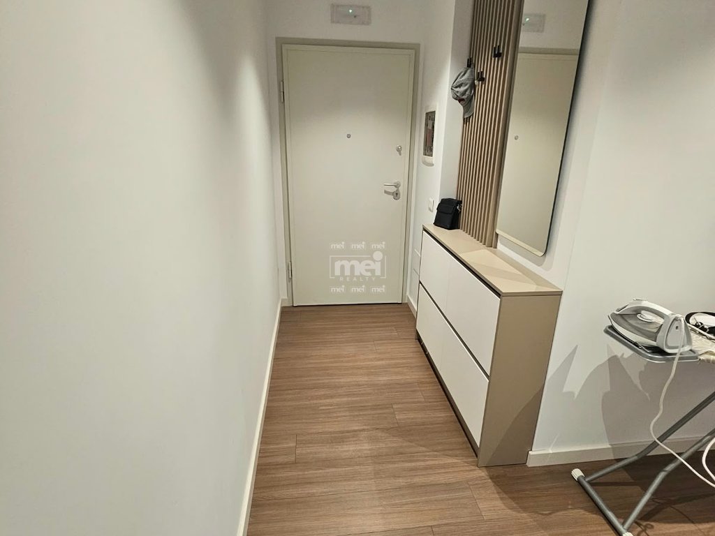 JEPET ME QERA APARTAMENT 1+1 ,AFER SHESHIT QENDROR-DURRES.
