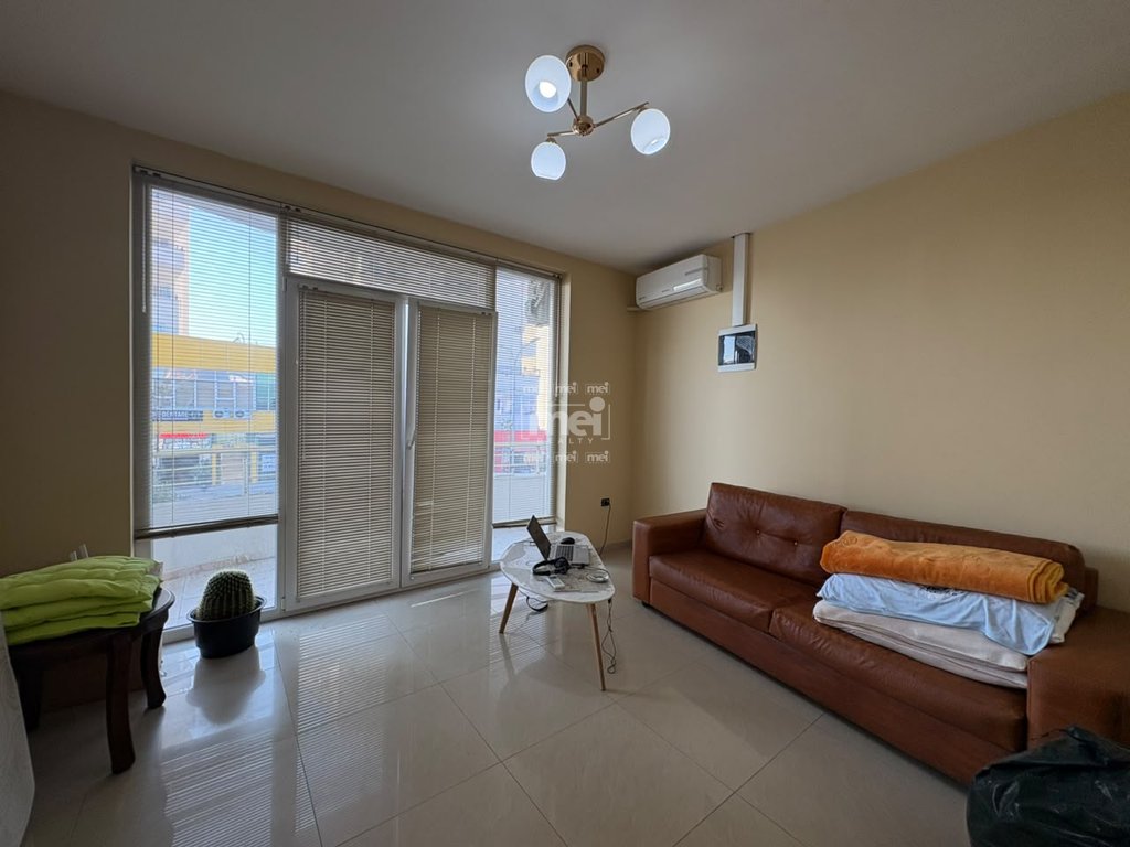 JEPET ME QERA AMBIENT 170M²,NE XHAVZOTAJ!