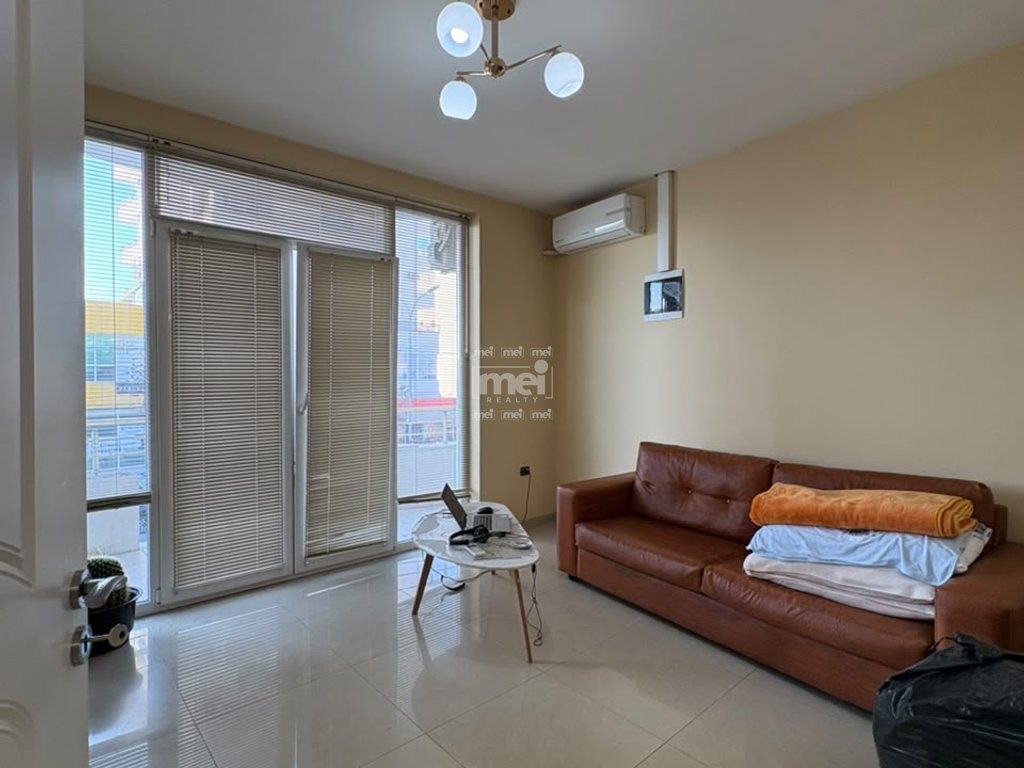 JEPET ME QERA AMBIENT 170M²,NE XHAVZOTAJ!