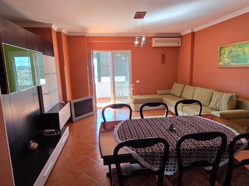 JEPET ME QIRA APARTAMENT 3+1+2 TEK TREGU FRUTA PERIMVE!