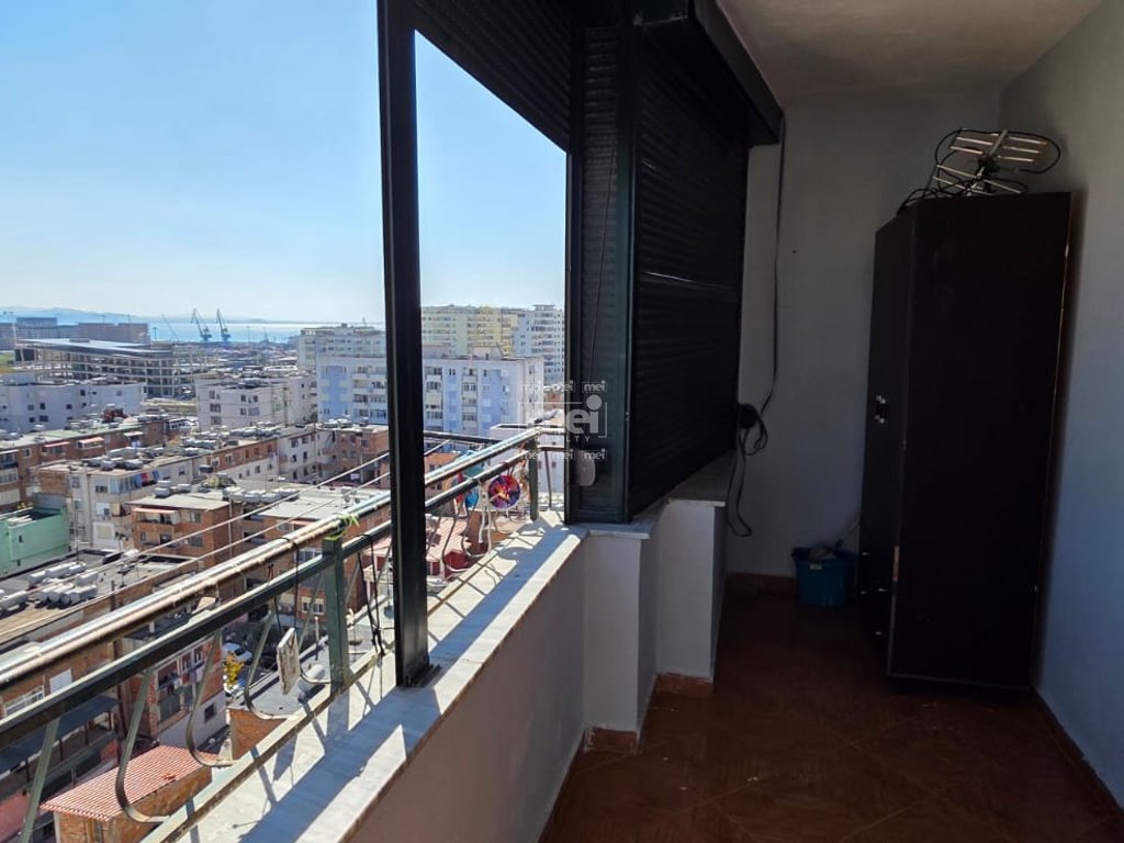 JEPET ME QIRA APARTAMENT 3+1+2 TEK TREGU FRUTA PERIMVE!