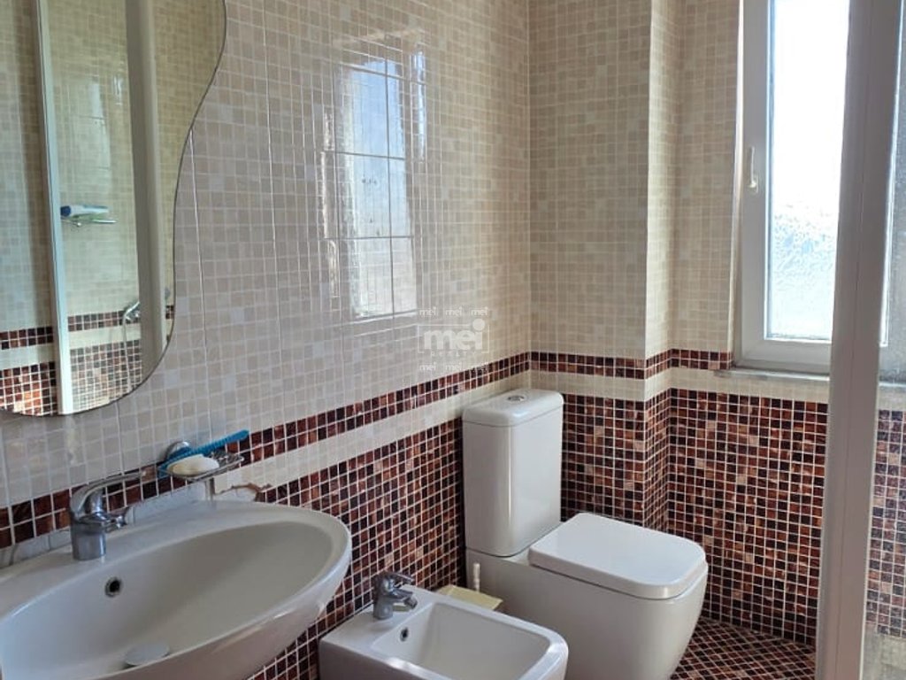 JEPET ME QIRA APARTAMENT 3+1+2 TEK TREGU FRUTA PERIMVE!