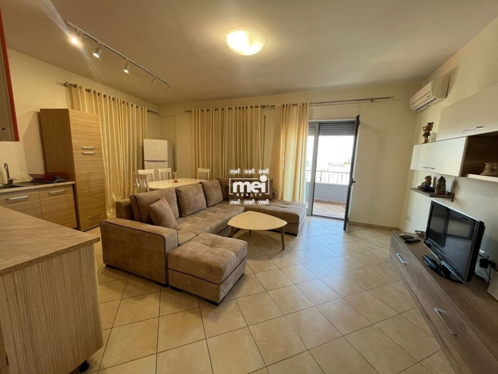 JEPET ME QIRA APARTAMENTI 2+1+2 NE QENDER!