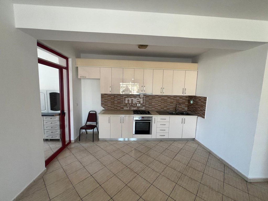 JEPET ME QIRA APARTAMENTI 2+1+2 NE QENDER!