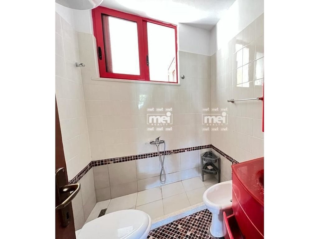 JEPET ME QIRA APARTAMENTI 2+1+2 TEK VOLLGA