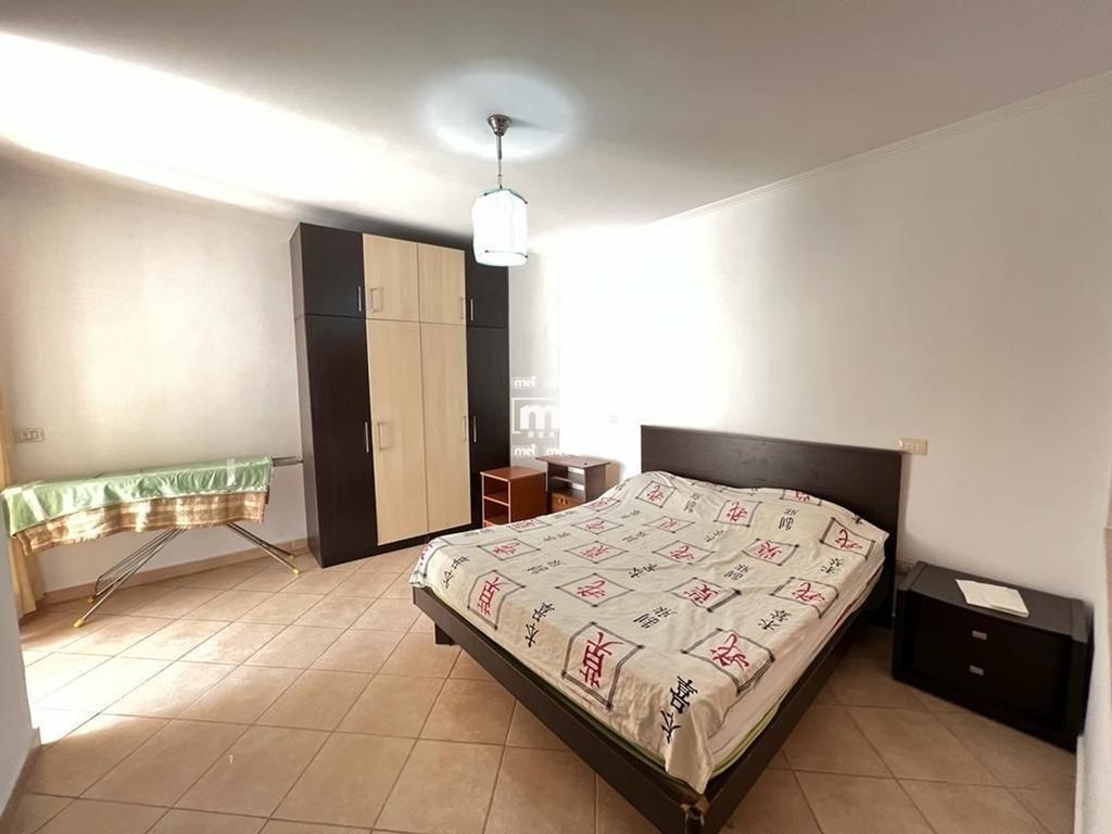 JEPET ME QIRA APARTAMENTI 2+1+2 TEK VOLLGA