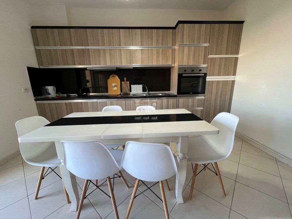 JEPET ME QIRA APARTAMENT 2+1+2 ,NE PLAZH!
