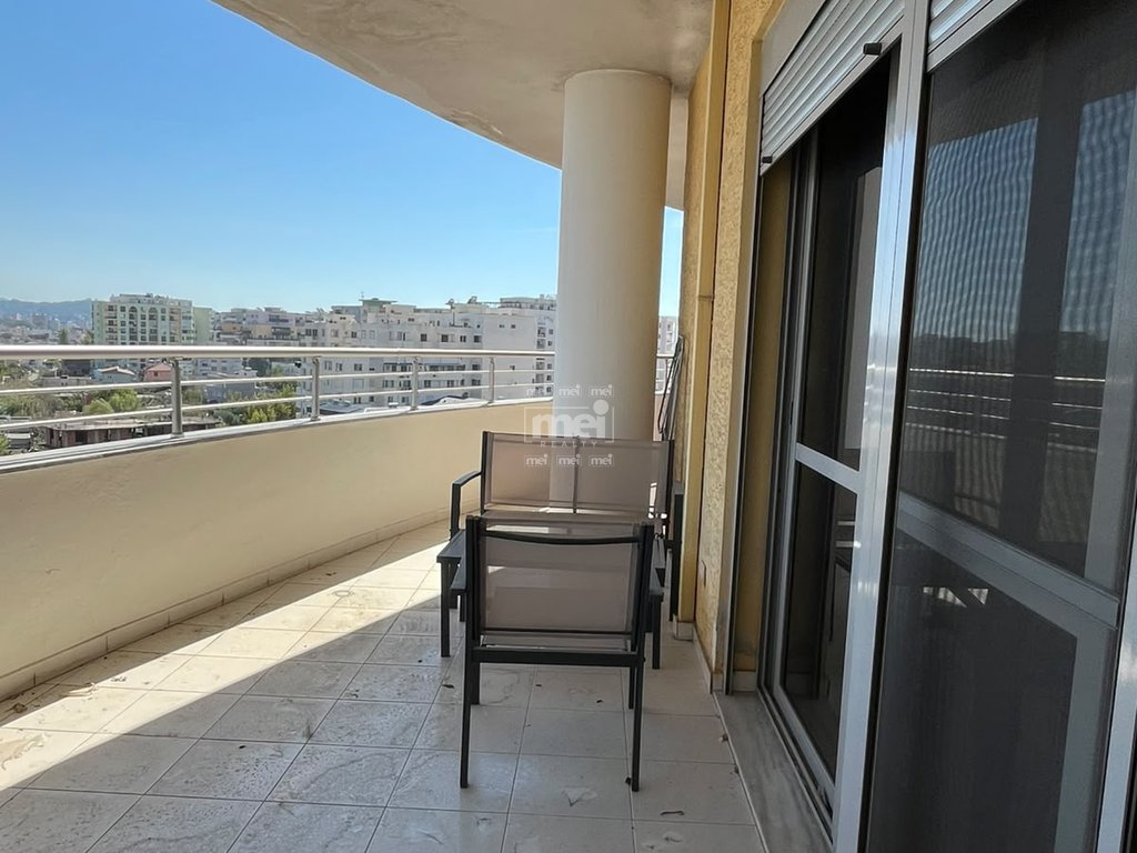 JEPET ME QIRA APARTAMENT 1+1,NE PLAZH!