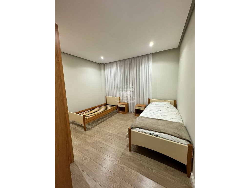 SHITET APARTAMENT 2+1 TEK VILA E ZOGUT!
