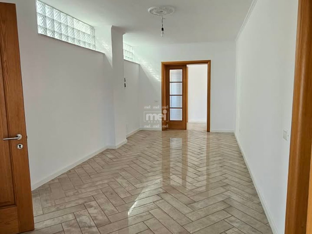 SHITET APARTAMENT 3+1+3 ME VERANDE - TEK MARKATA!