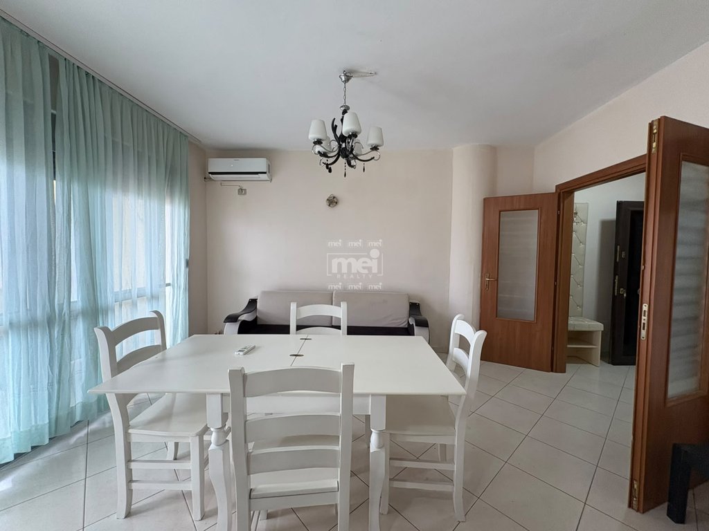 JEPET ME QIRA APARTAMENT 1+1,NE PLAZH!