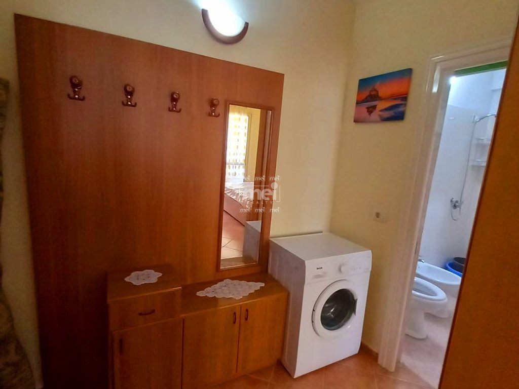 JEPET ME QIRA APARTAMENT 1+1 NË PLAZH, TEK FLORIDA!