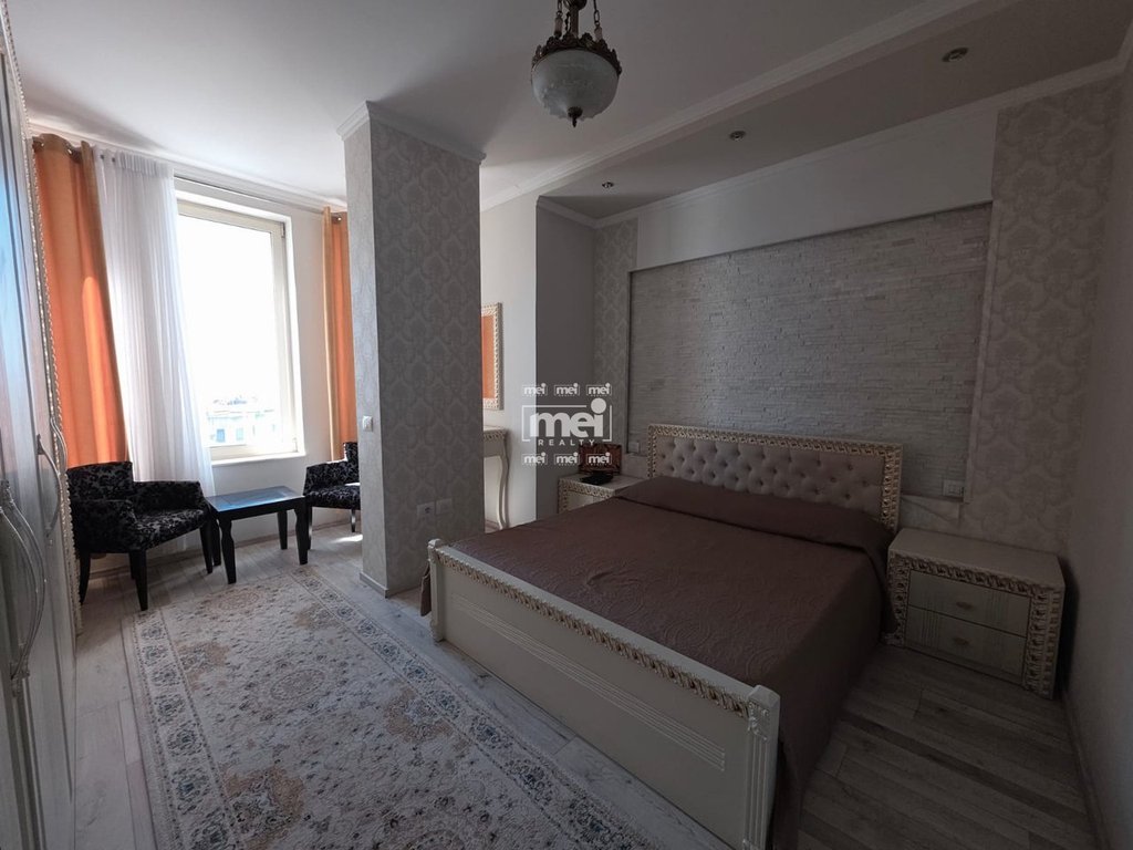JEPET APARTAMENT ME QIRA 2+1 NE QENDER TE DURRESIT ME PAMJE DETI