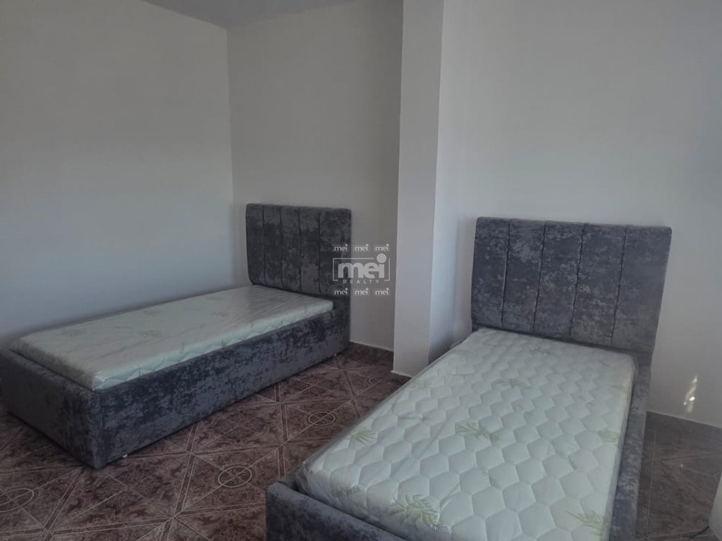 JEPET ME QIRA APARTAMENT 2+1 TE CEZMA E FERRËS NE DURRES!