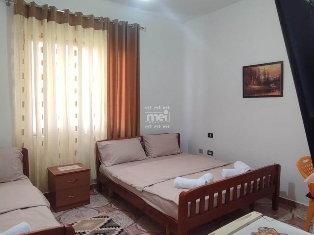 JEPET ME QIRA APARTAMENT 3+1+3,NE PLAZH!